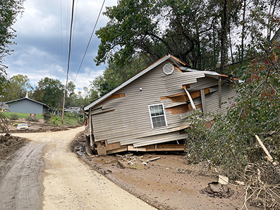 Hurricane Helene Aftermath : North Carolina : Personal Photo Projects : Photos : Richard Moore : Photographer